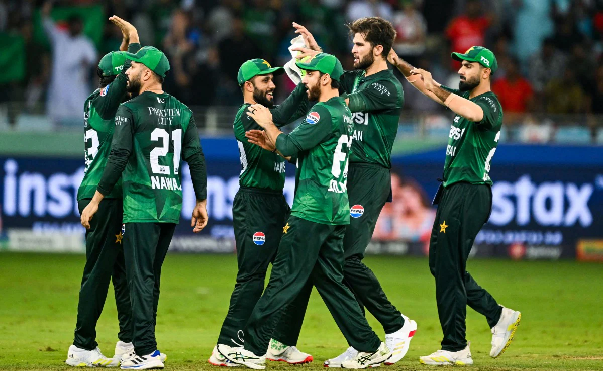 Despite boycott talks, Pakistan booked to fly out for T20 WC: report