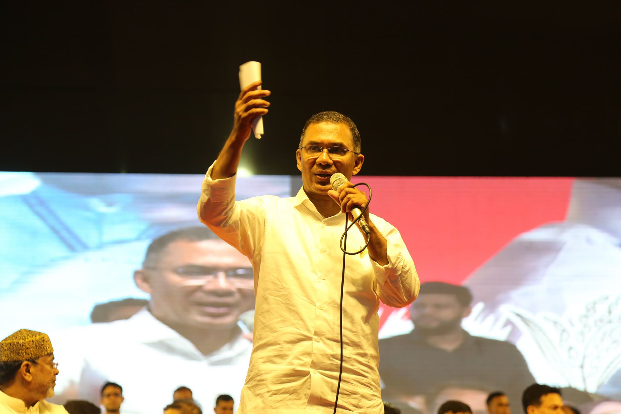 Tarique trying to balance fresh faces with old hands