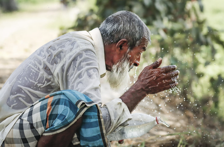 Heatwave grips Khulna, power shortages worsen crisis