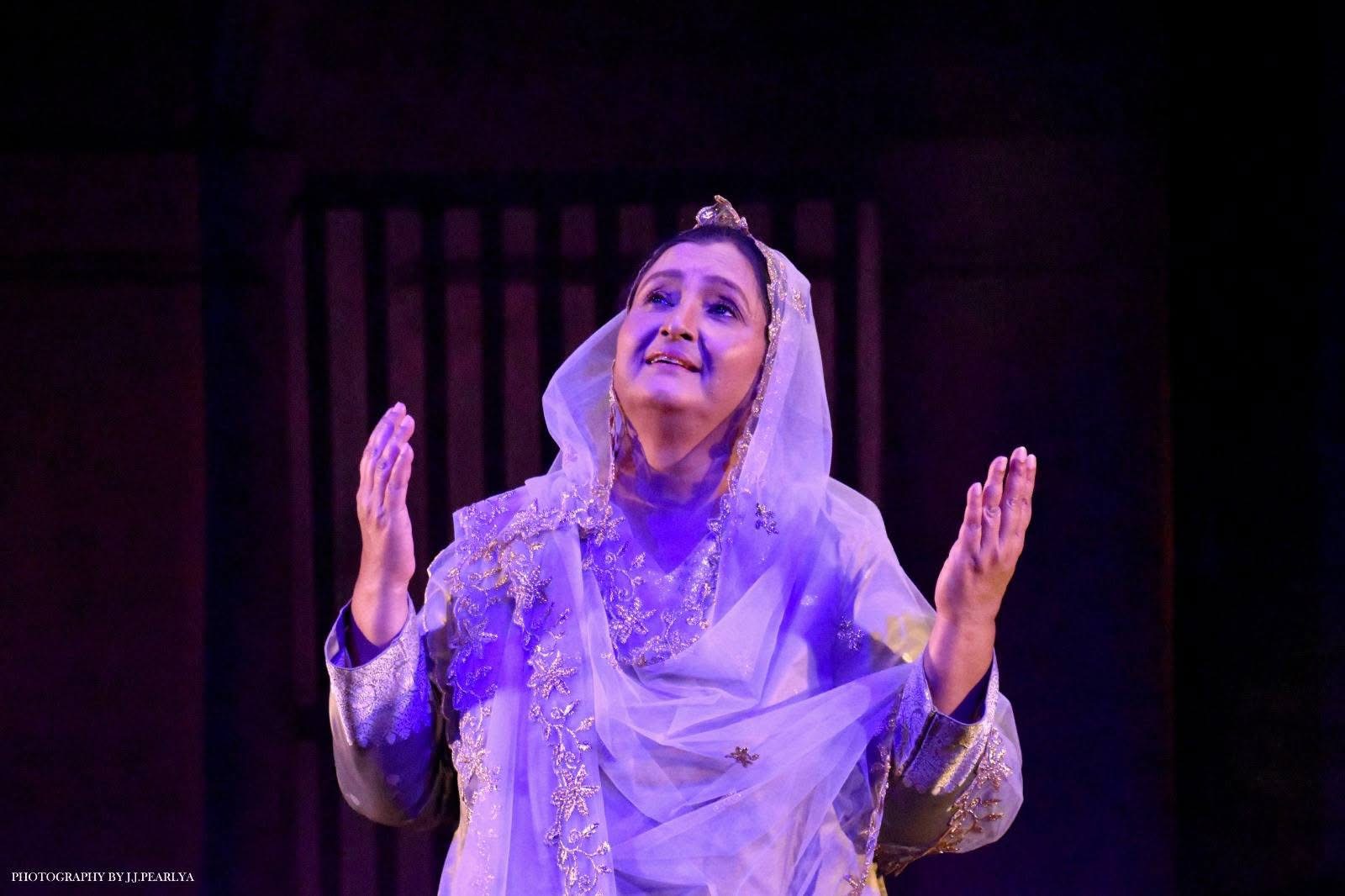 Chittralekha Guha returns to stage with ‘Lutfar Pradeep’
