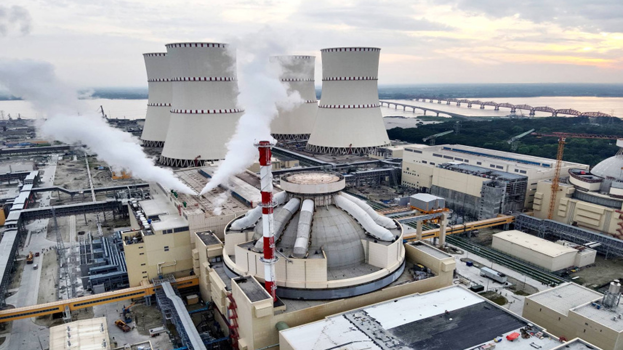 How power is generated at a nuclear plant