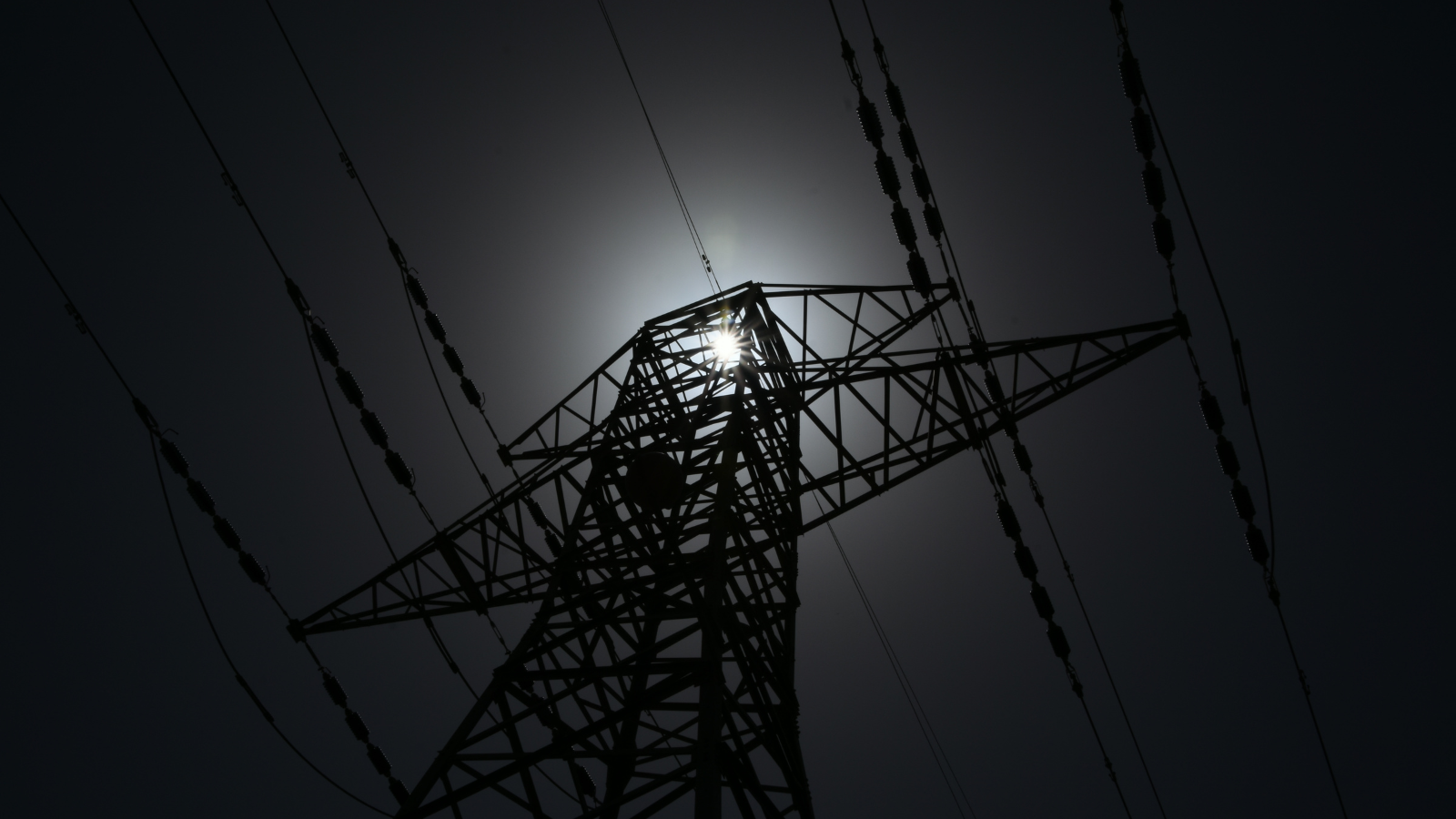 Gas shortage sparks extensive power cuts