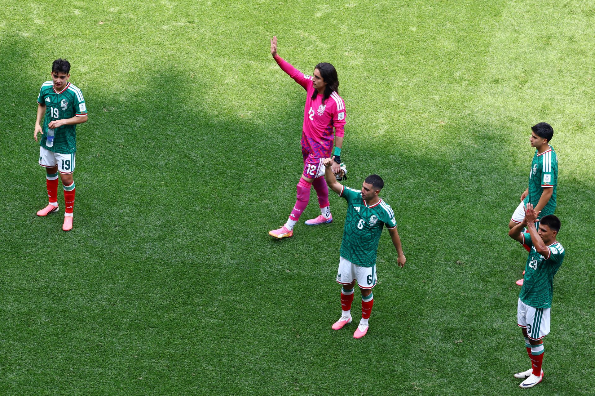 'The sky's the limit', says Mexico's Lira after win in World Cup opener