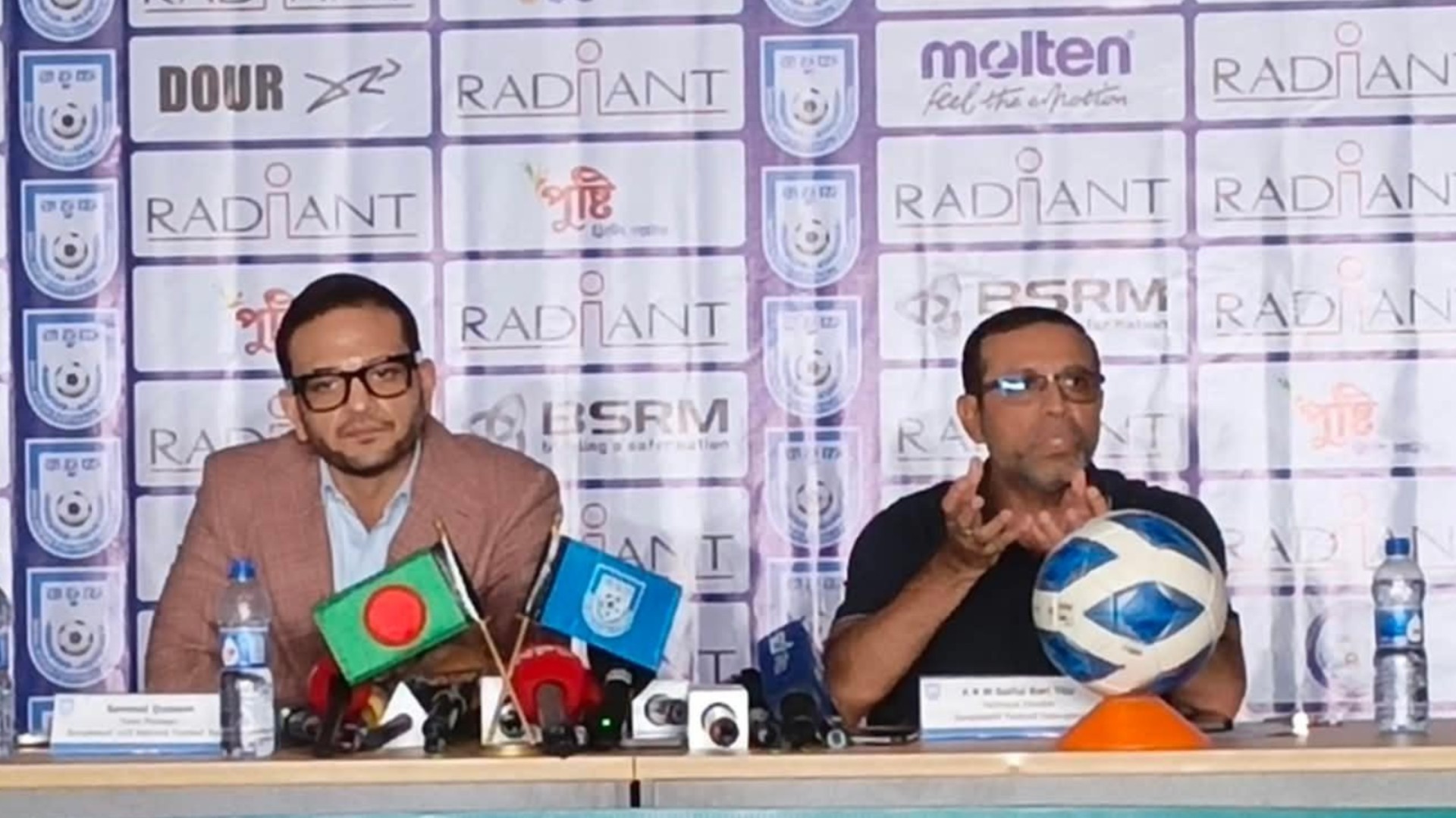An unusual press briefing: No coach, no captain, and not enough answers