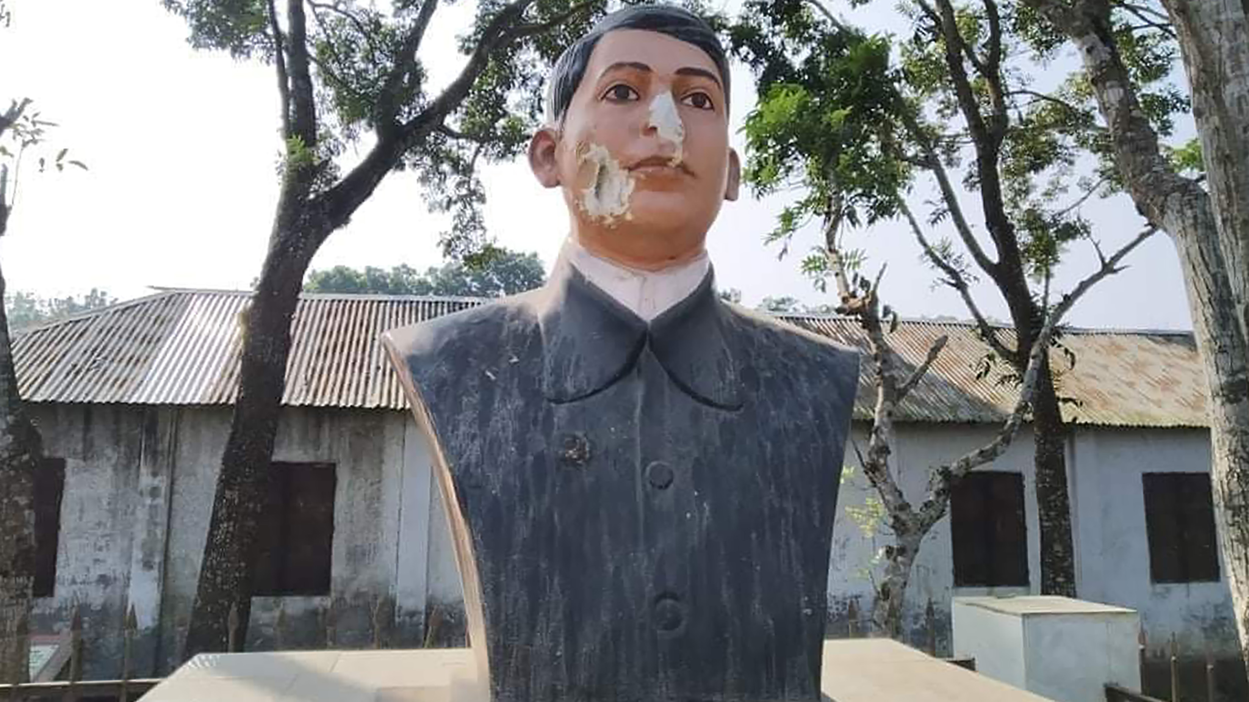 Bagha Jatin’s sculpture vandalised in Kushtia