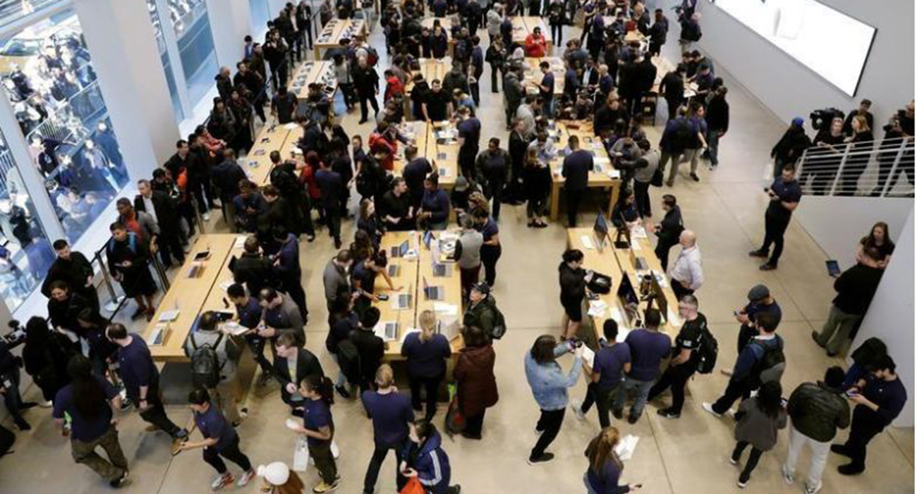 'Apple should address youth phone addiction'