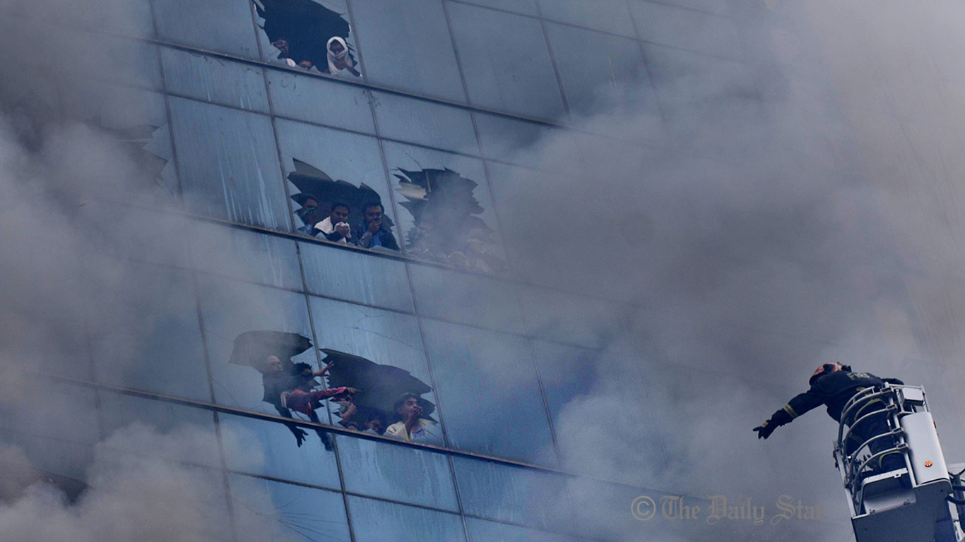 Banani fire in pictures