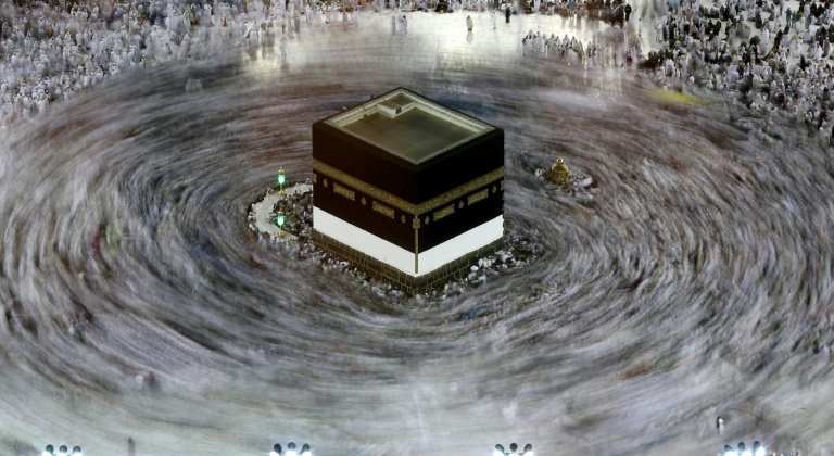 Hajj expenses to go up by Tk 16,000