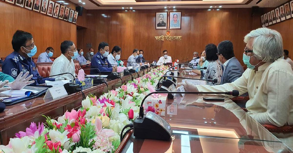 RMG factories can be operated with workers currently in Dhaka: home minister