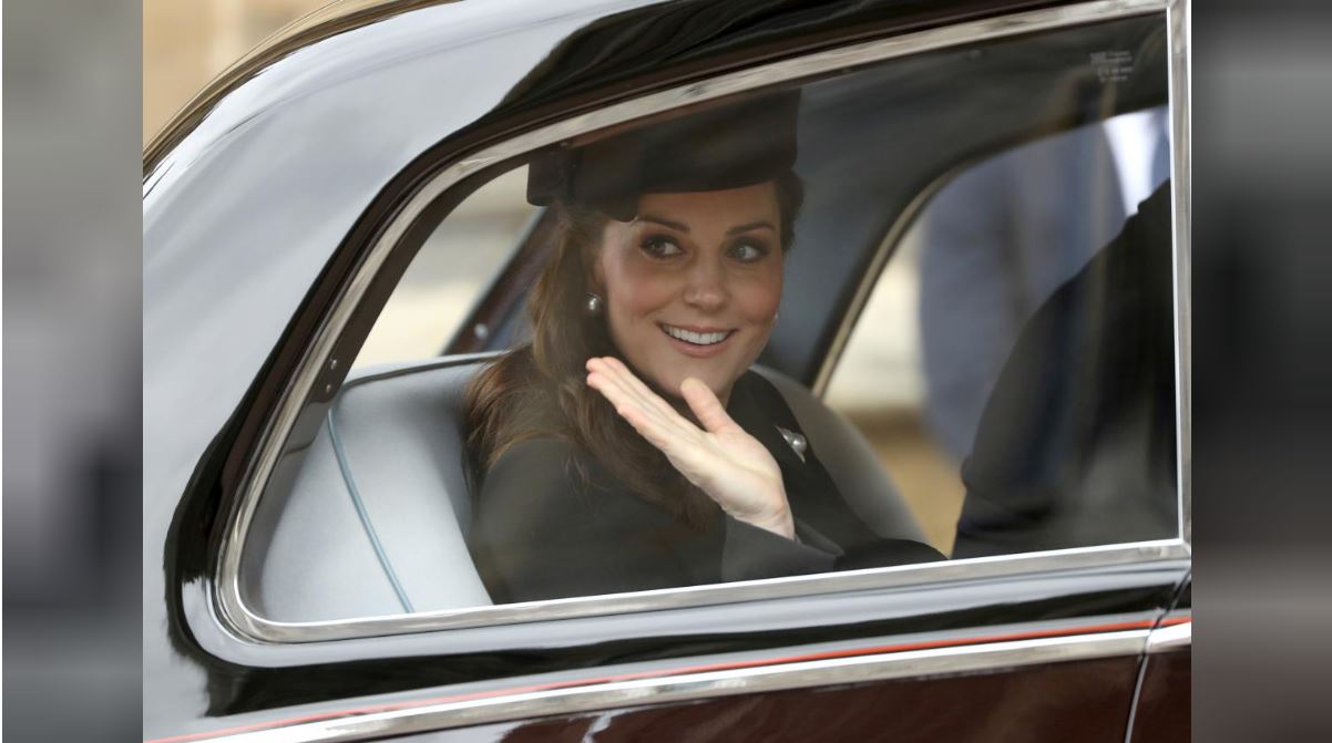 Duchess of Cambridge gives birth to boy