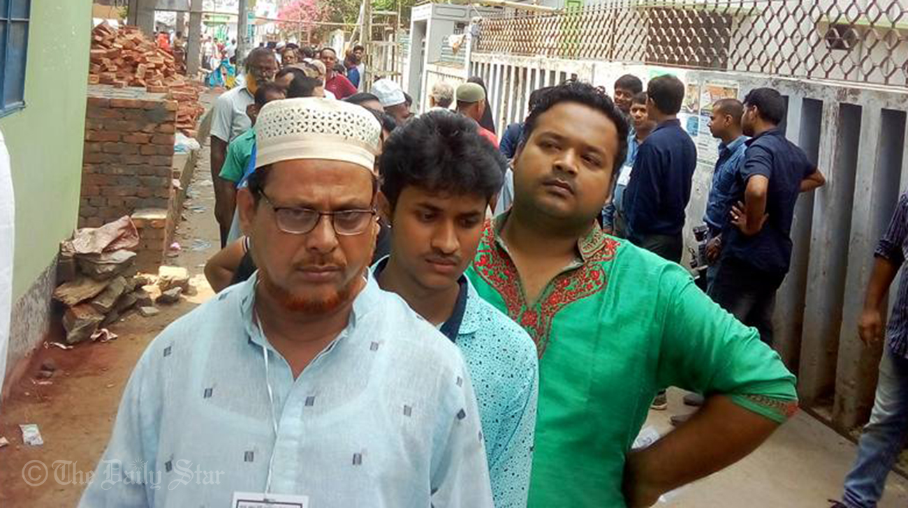 EC observer assaulted at Khulna polling centre