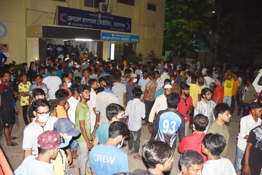 1 dead, 39 injured after ACs burst at N'ganj mosque; fire officials suspect gas leak
