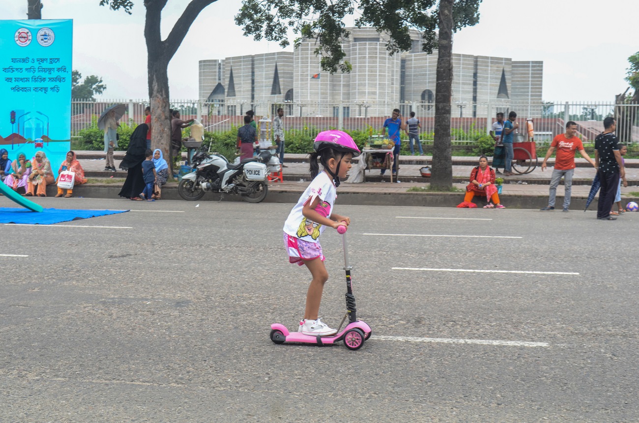 Car Free Street Dhaka: A great start to the weekend