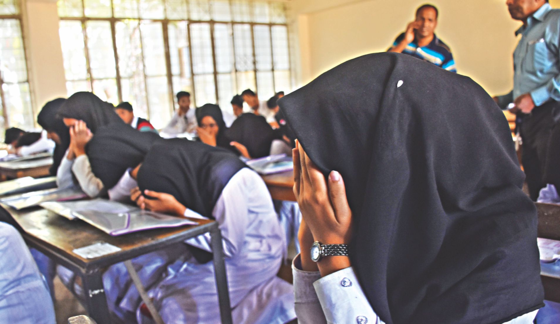 Checking SSC Question Leaks: Nothing seems to be working