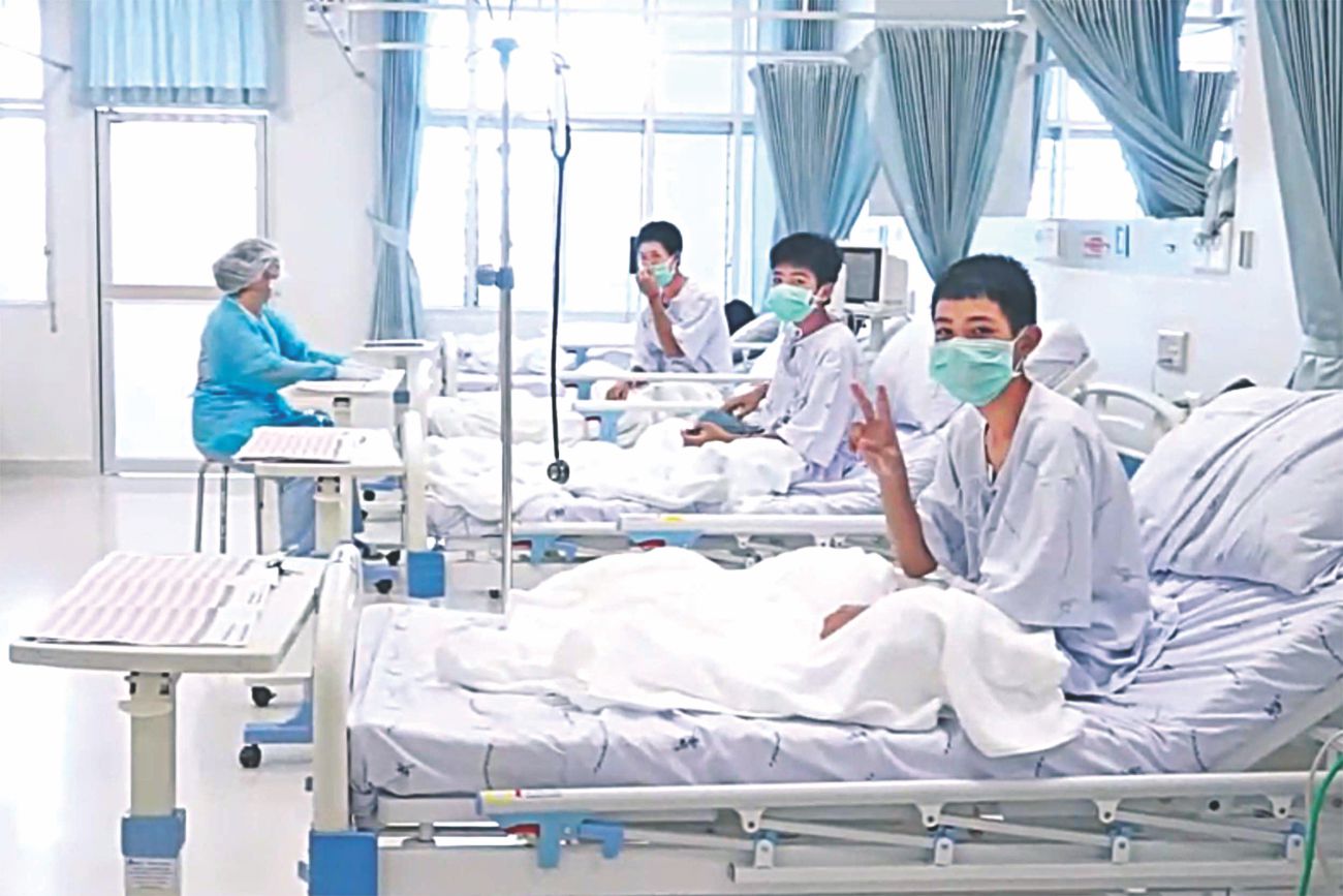 Thai boys were passed 'sleeping' through cave