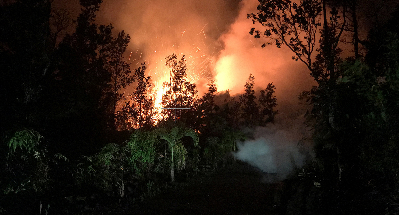 Fresh quakes hit Hawaii after Kilauea volcano erupts