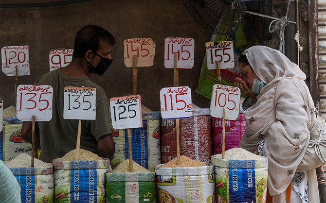 Imran Khan's future shaky as Pakistan grapples with high inflation