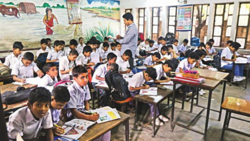 Draft education act: Blitz against notebooks, private tuition
