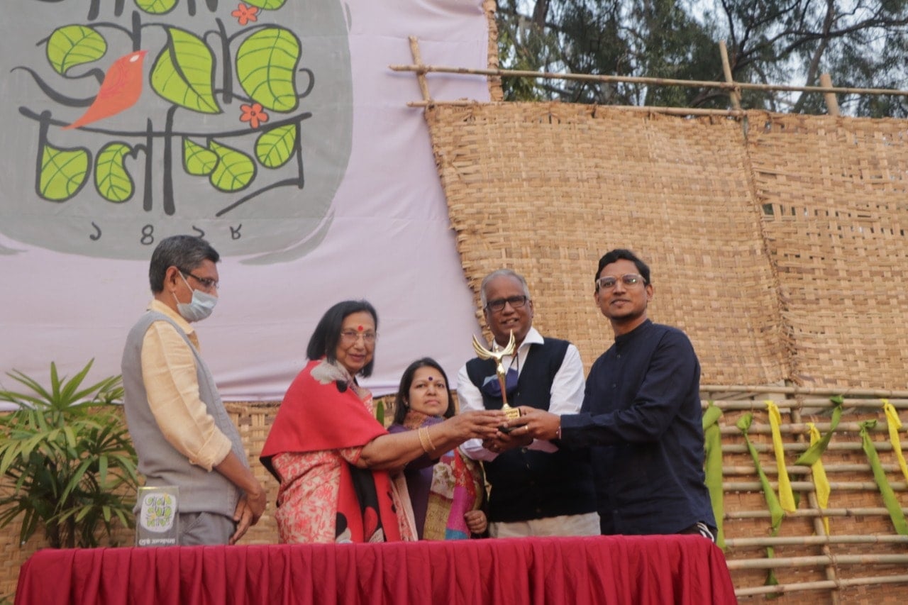 ‘Nonajoler Kabbo’ wins Hiralal Sen Award 1428 for Best Feature Film