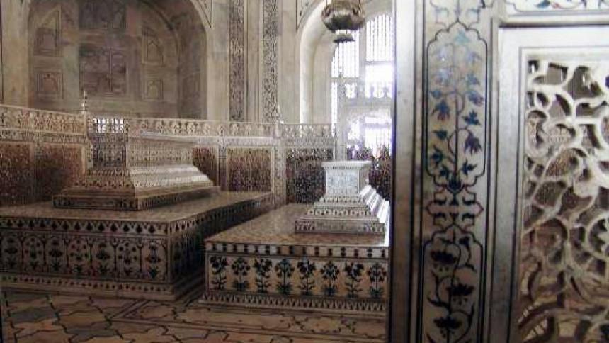 Taj Mahal cells don't contain idols: Archaeological Survey of India