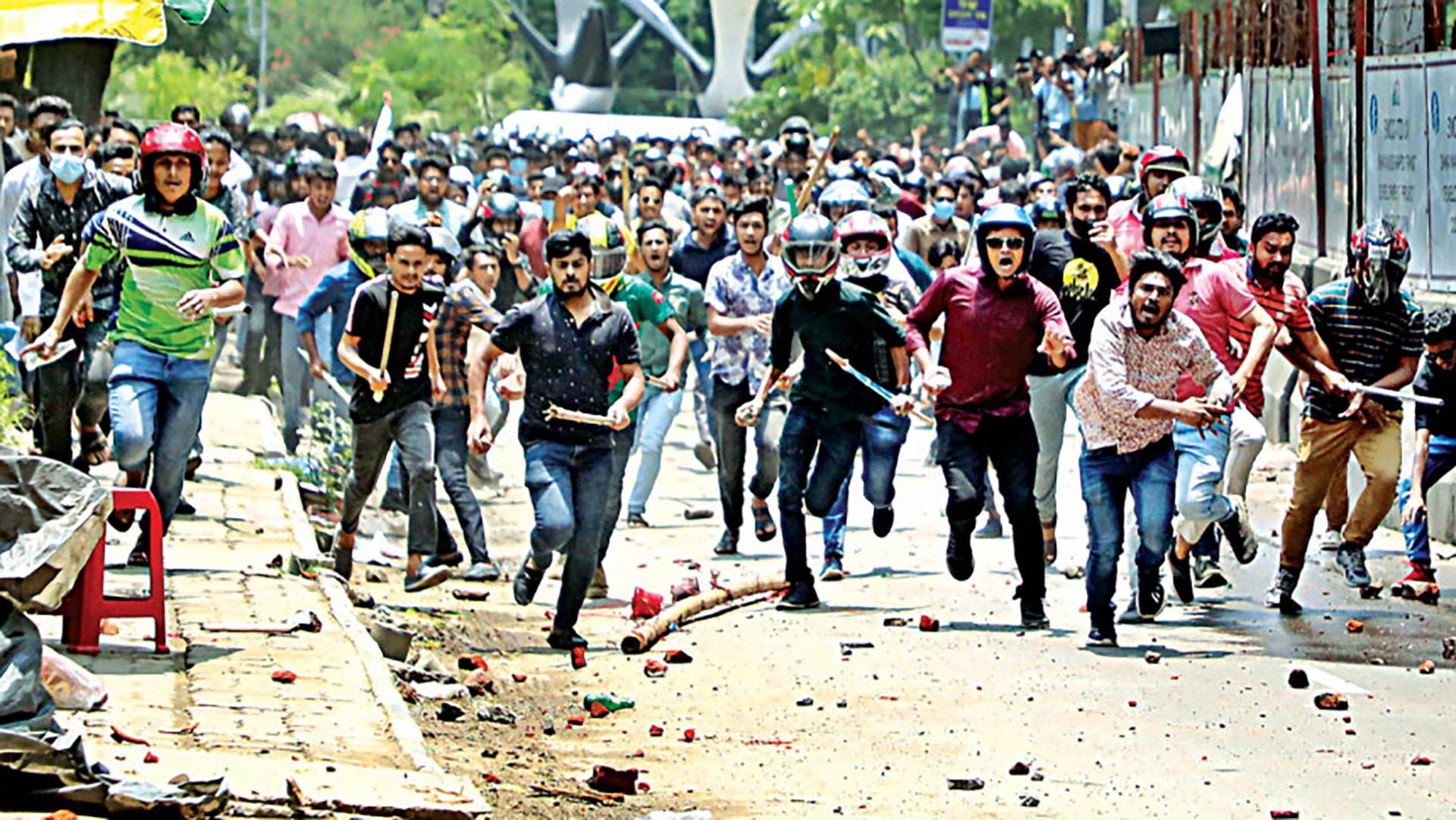 Case filed against 32 BCL men over clash with JCD