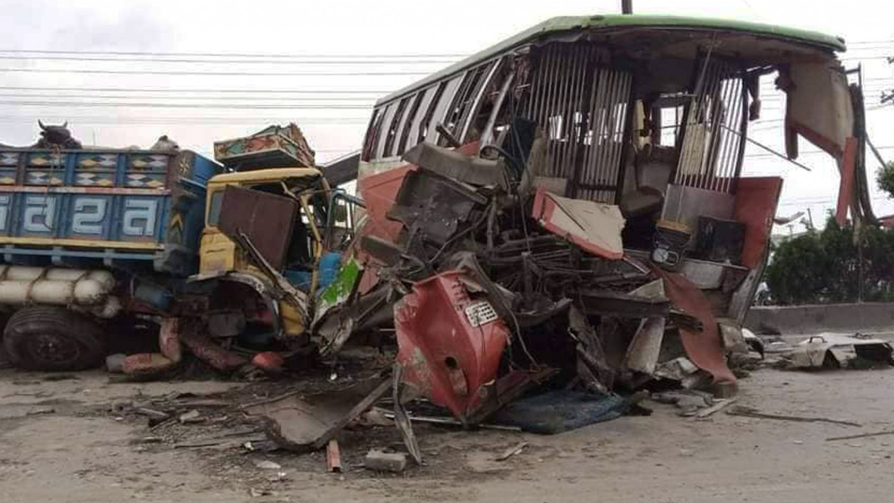 4 Atomic Energy Commission staff killed in Savar road accident