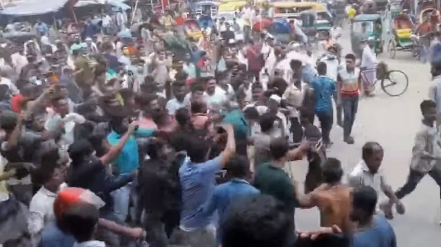 Case filed over beating traffic police sergeant by mob in Dhaka’s Jurain