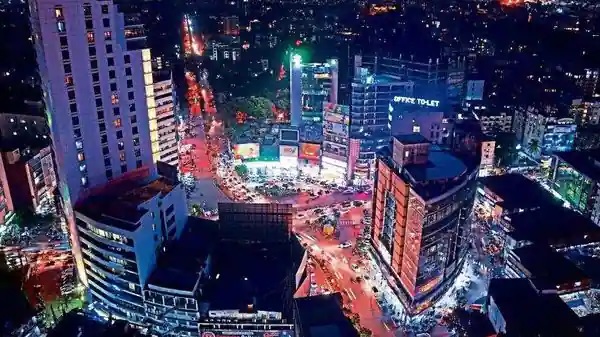 Malls, shops must close by 8pm every night: PMO issues order