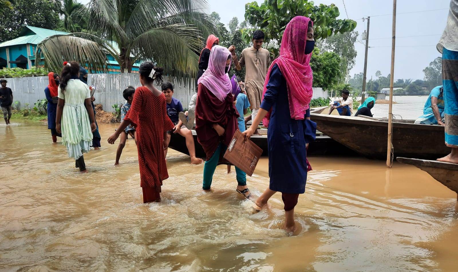 Floods worsen in Kurigram, Lalmonirhat; All rivers flowing above danger level