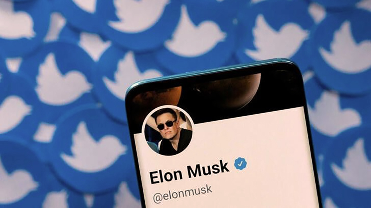 Musk mocks Twitter bid to sue him over scrapped deal with meme