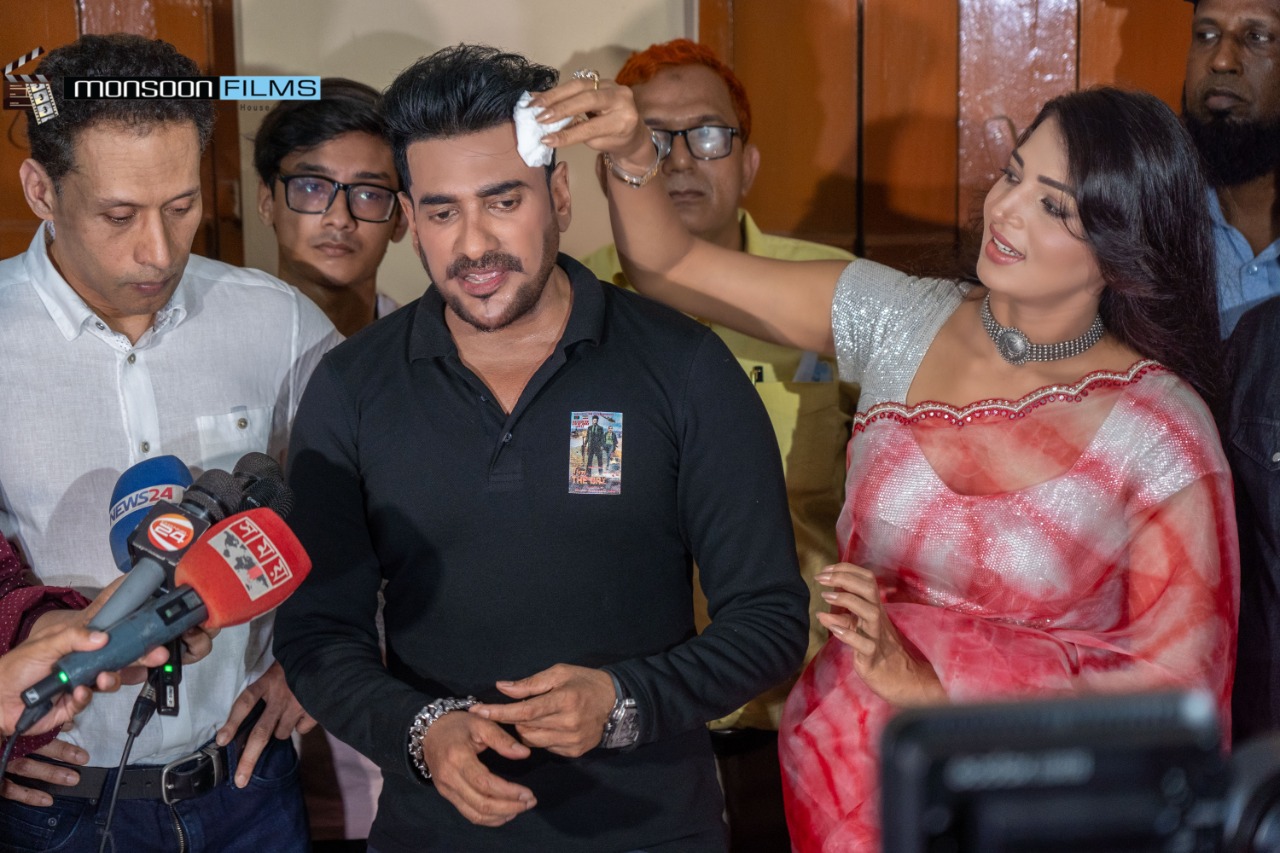 Wholesome moment between Ananta-Barsha goes viral