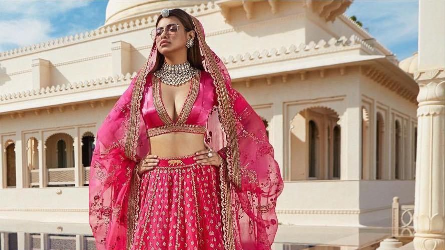 Hot pink — The colour of 2022