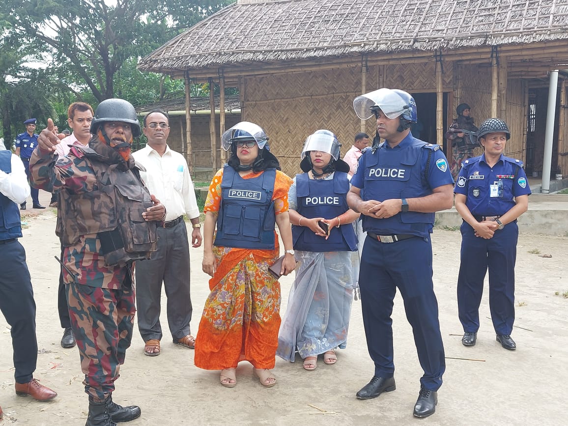 Naikhongchhari visit: Bandarban DC warns residents against going near border