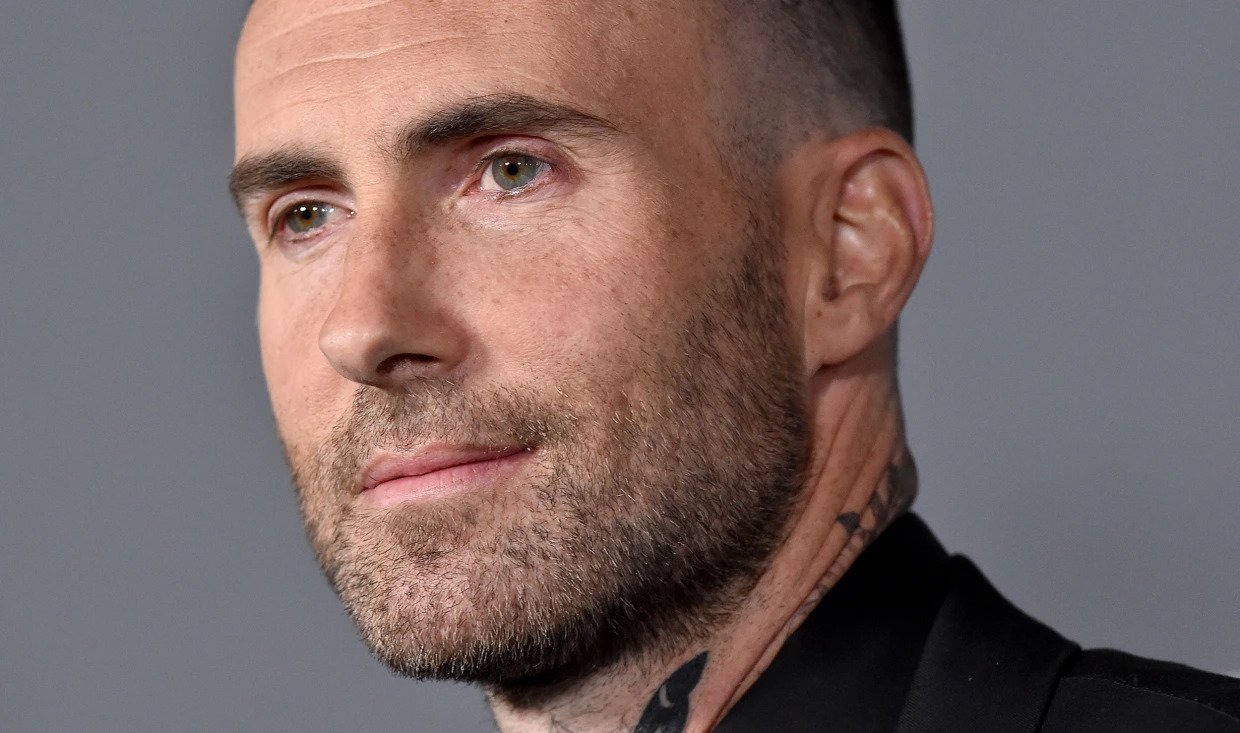 I did not have an affair: Adam Levine 