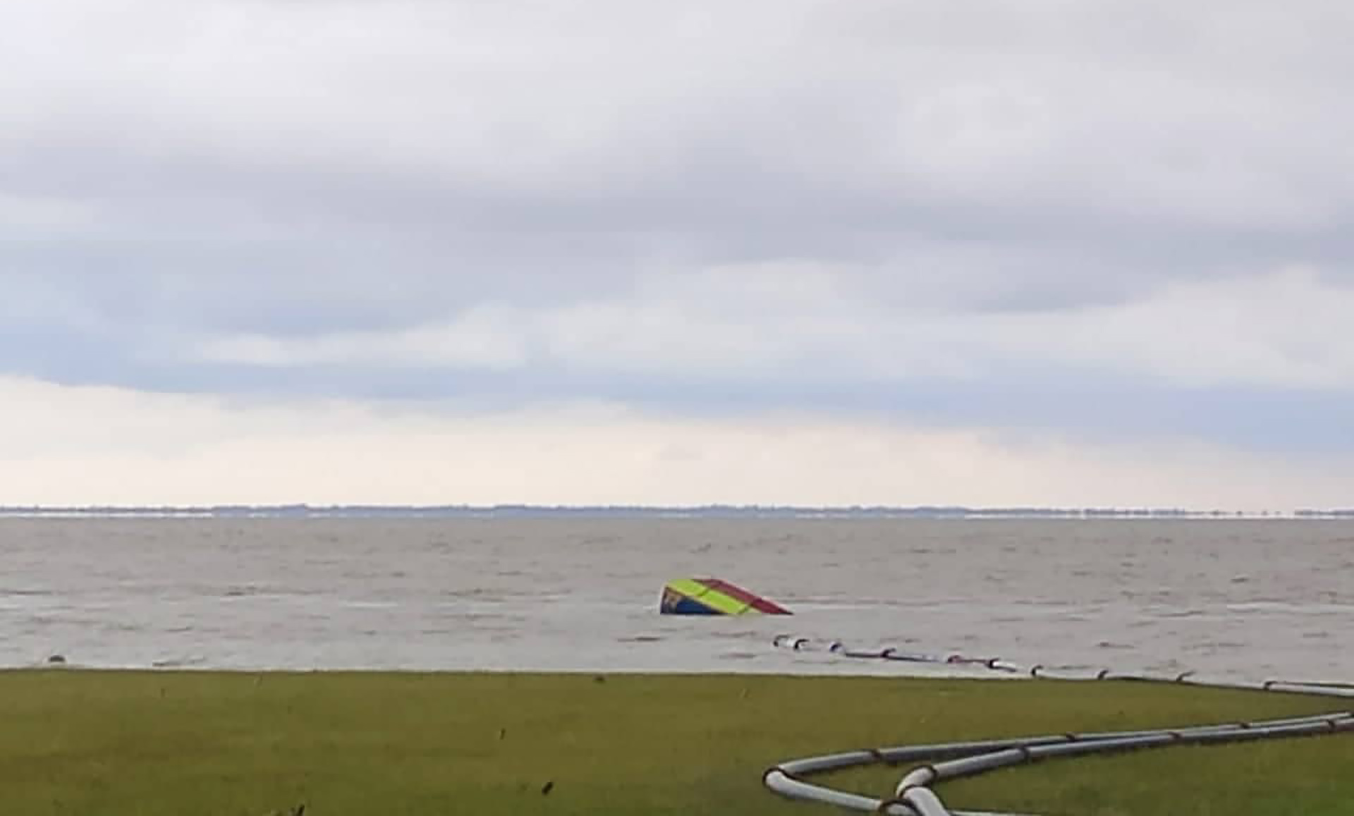 Dredger sinks in Bay: One dead body recovered