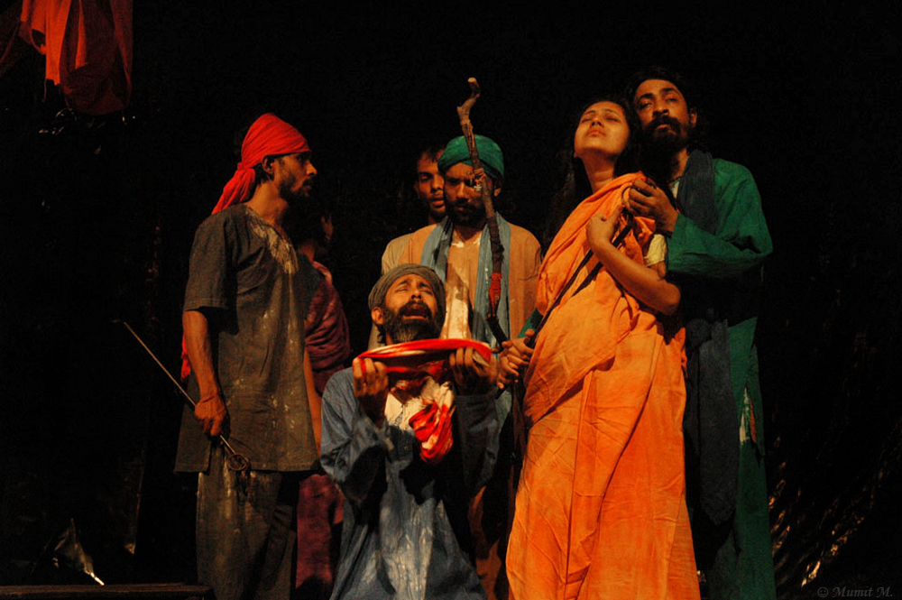 After 3.5 years Prachyanat returns with acclaimed play ‘Koinna’ today