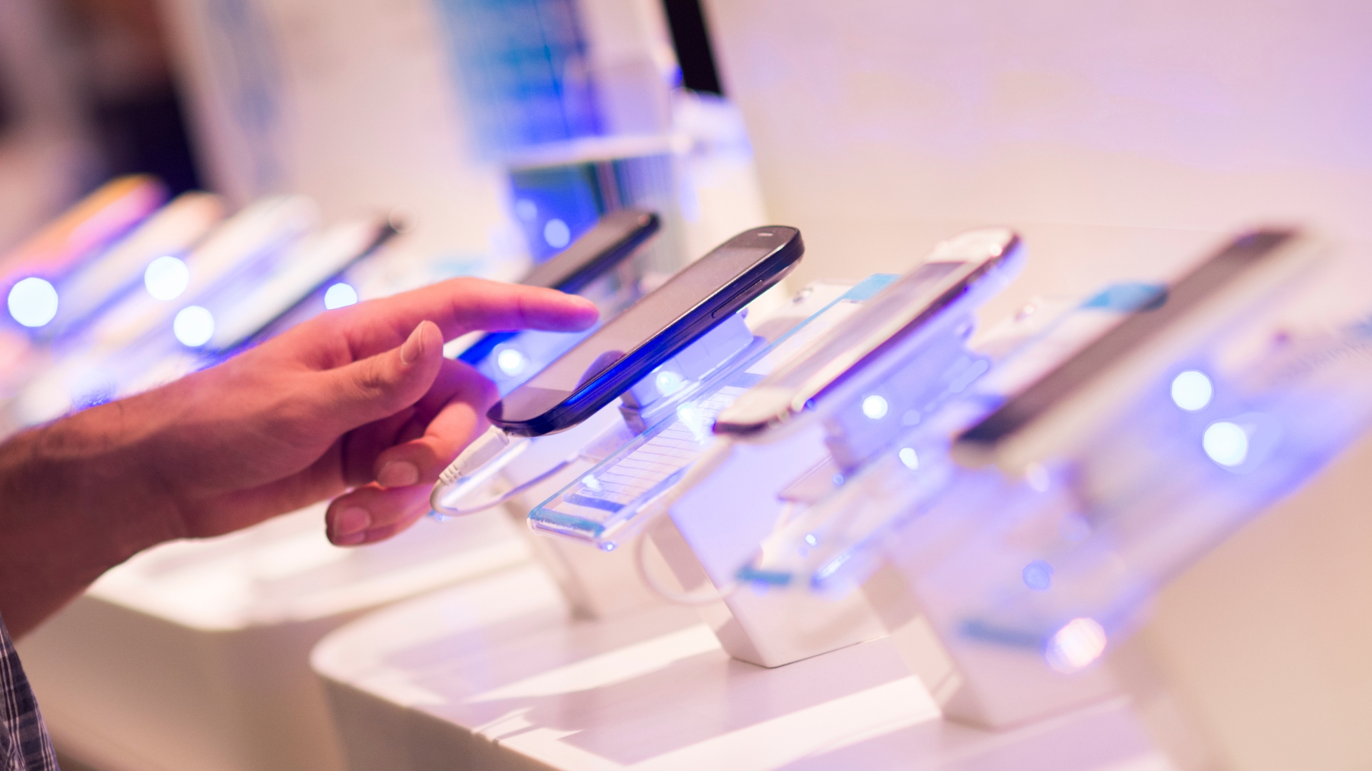 Top smartphones under Tk. 15k