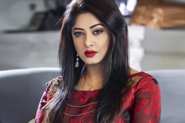 Moushumi to reduce weight for this special reason