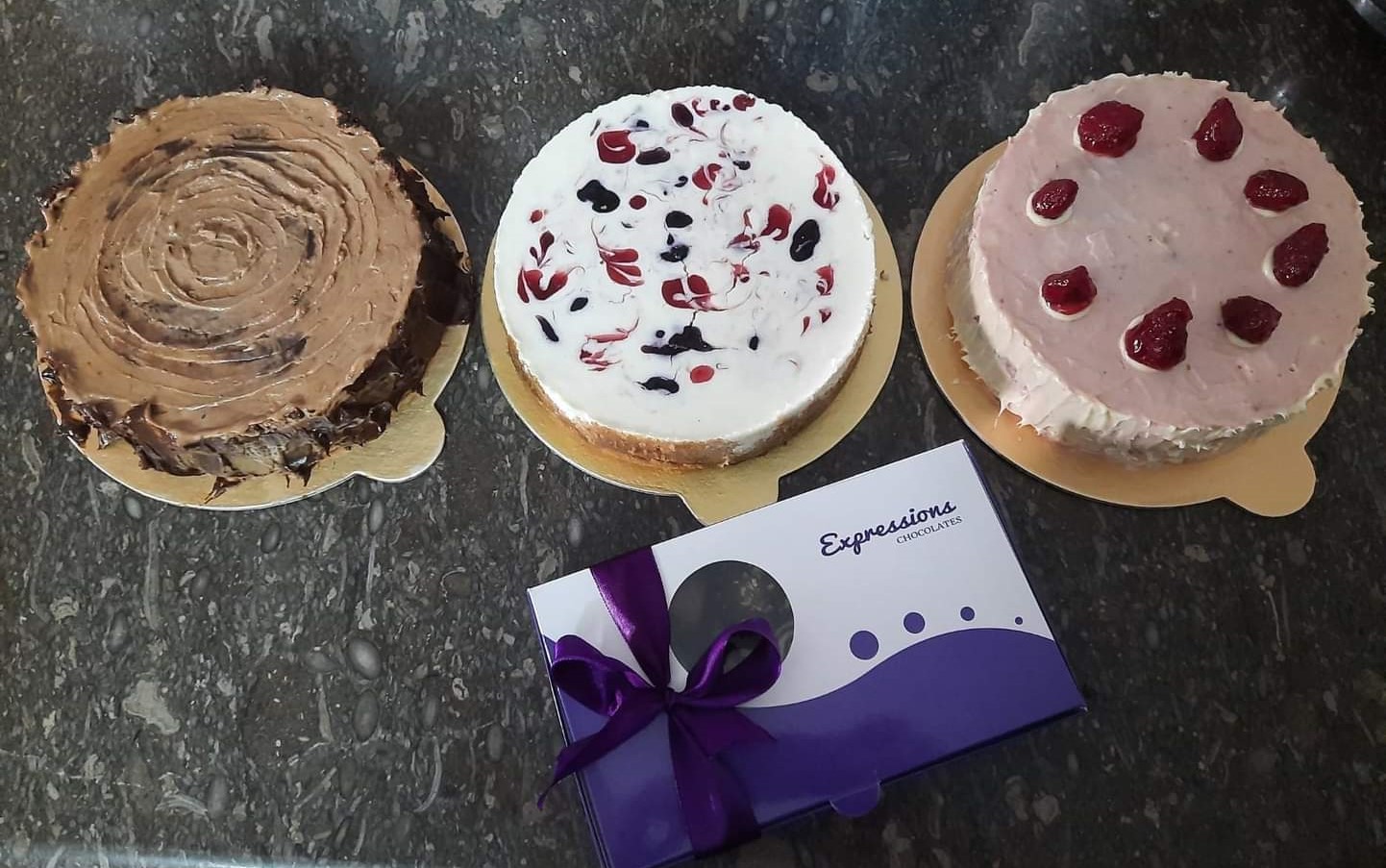 Satiate your sweet and savoury cravings with Expressions – Chocolates & Cakes