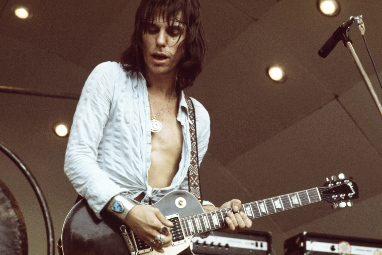 Guitar legend Jeff Beck dies at 78