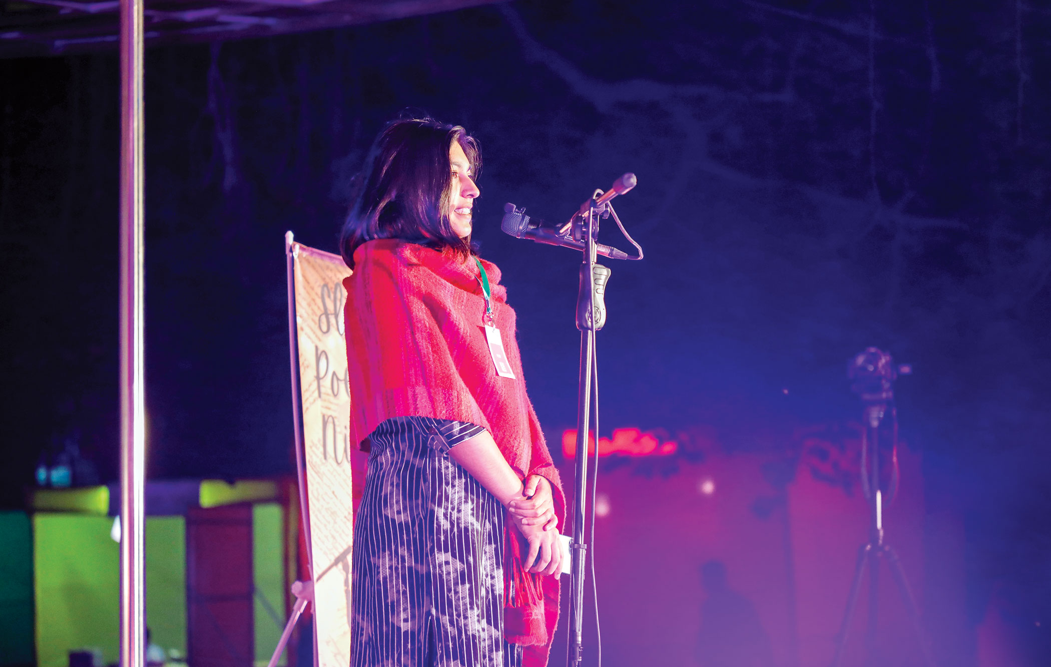 On a Thursday on Kazi Nazrul Avenue