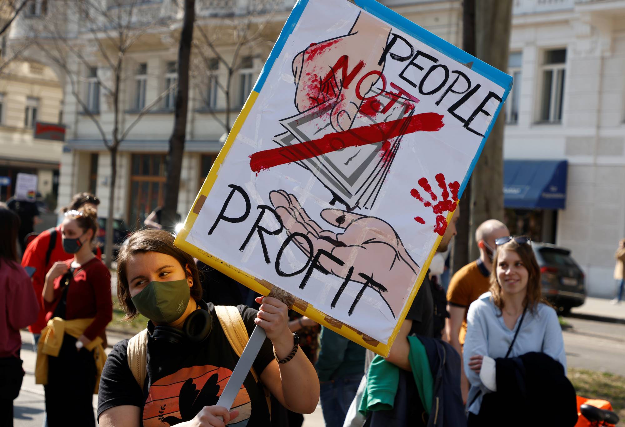 Our world is becoming economically fragmented