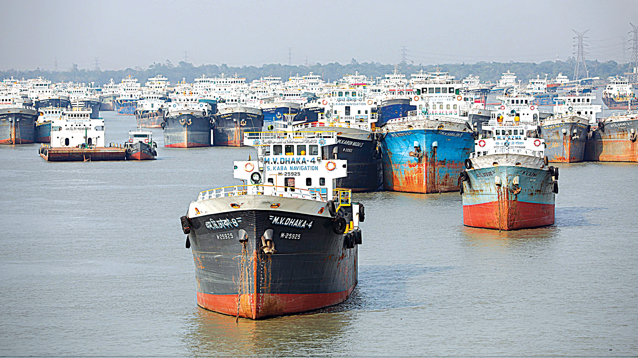 Coasts brace for Cyclone Mocha