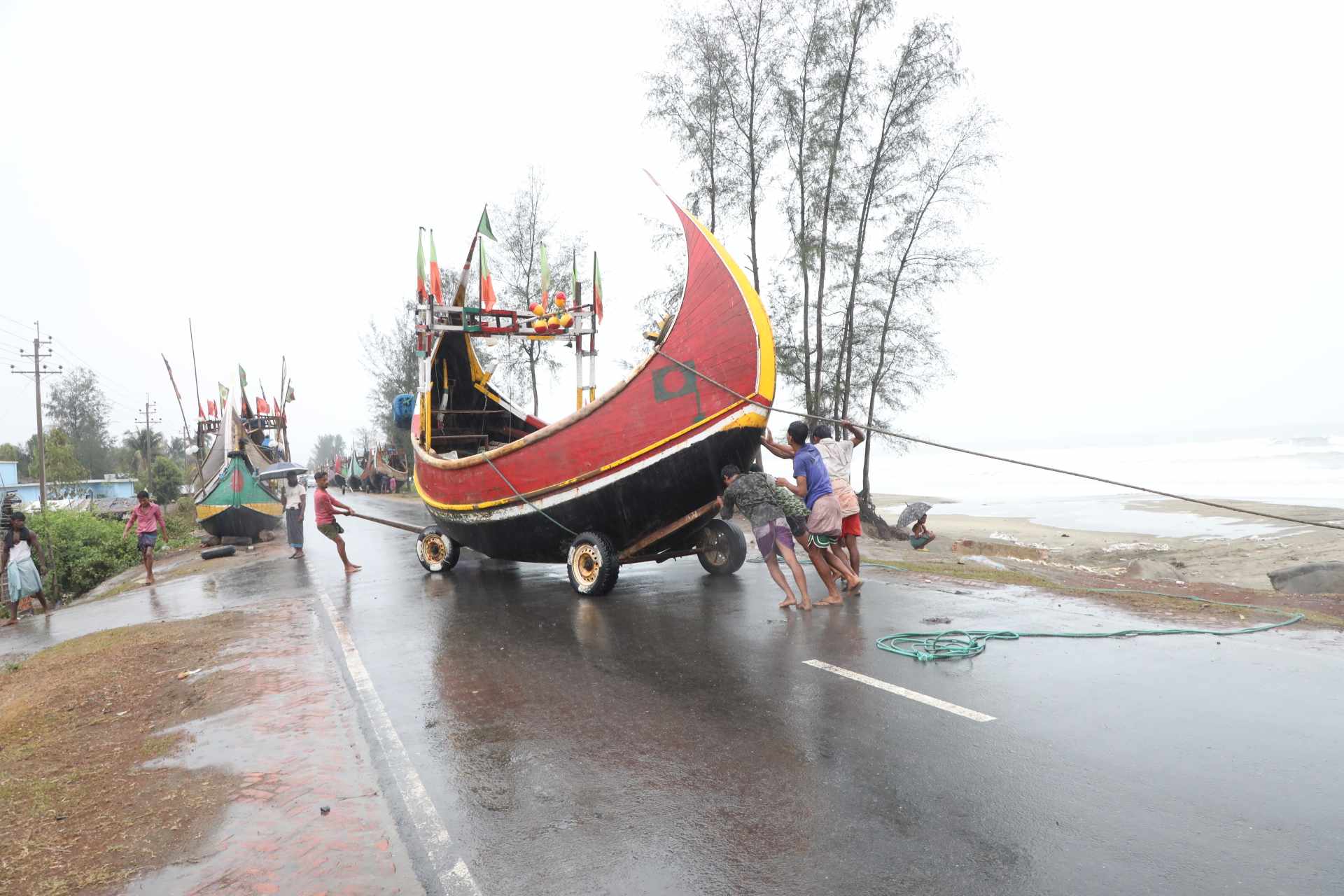 Ctg, Barishal divisions to feel Mocha’s effect from midnight