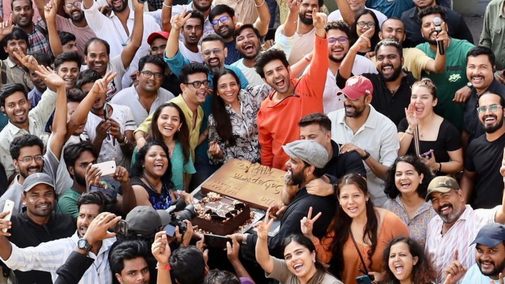 Kartik Aaryan finishes shooting for ‘Satyaprem Ki Katha’