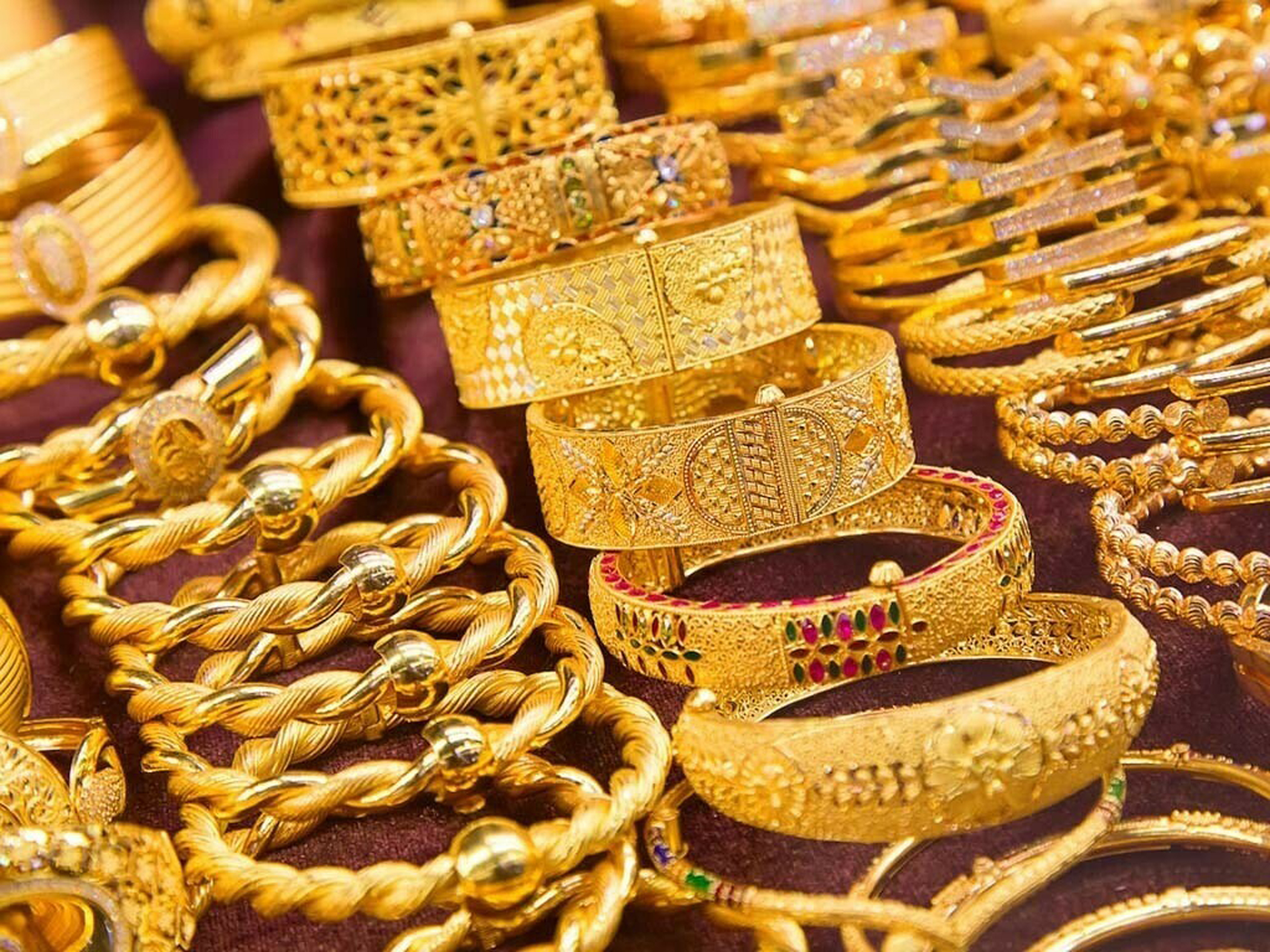 Gold price sets another record