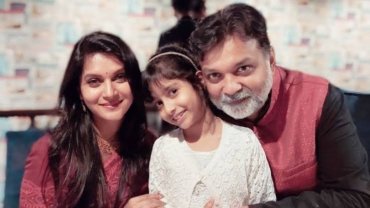 Mithila, Srijit celebrate Eid together in Kolkata