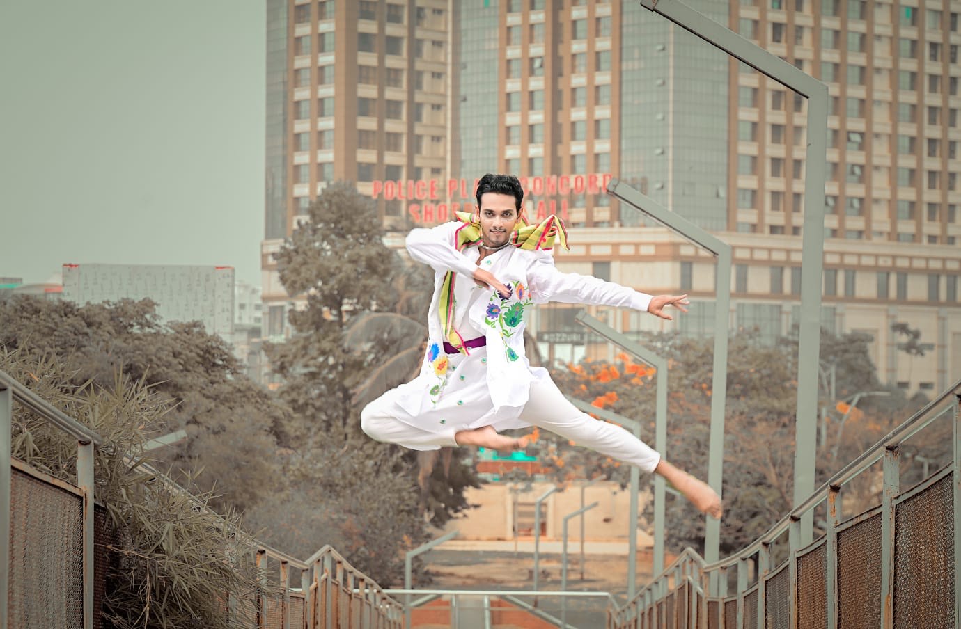 Dance and dreams have no gender: Mofassal Al Alif