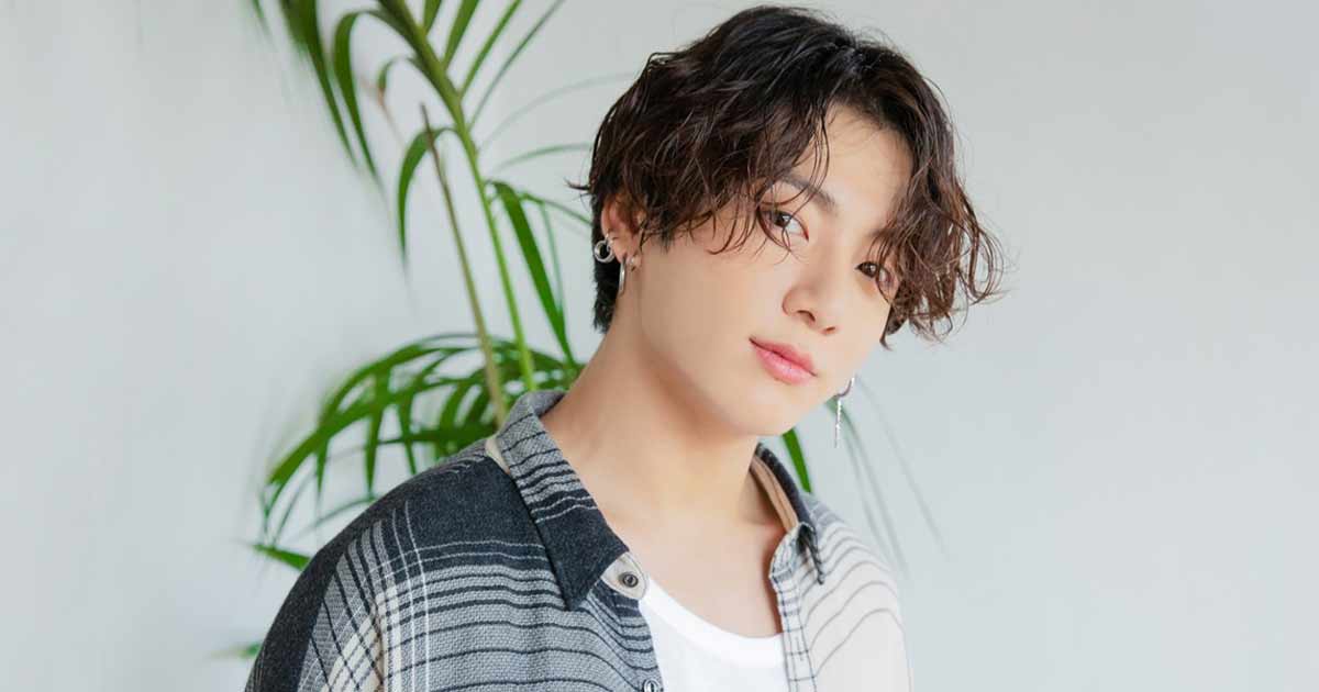 Jung Kook makes VMA history