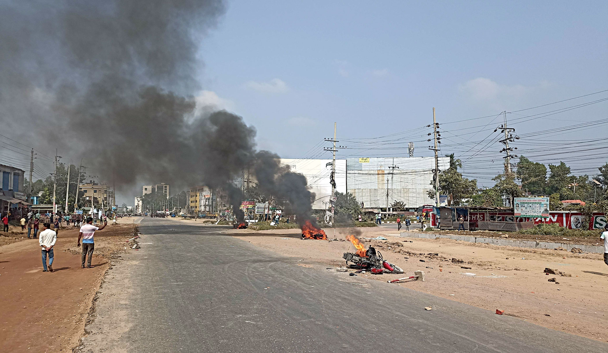 BNP’s Countrywide Blockade: 3 deaths, arson mark first day